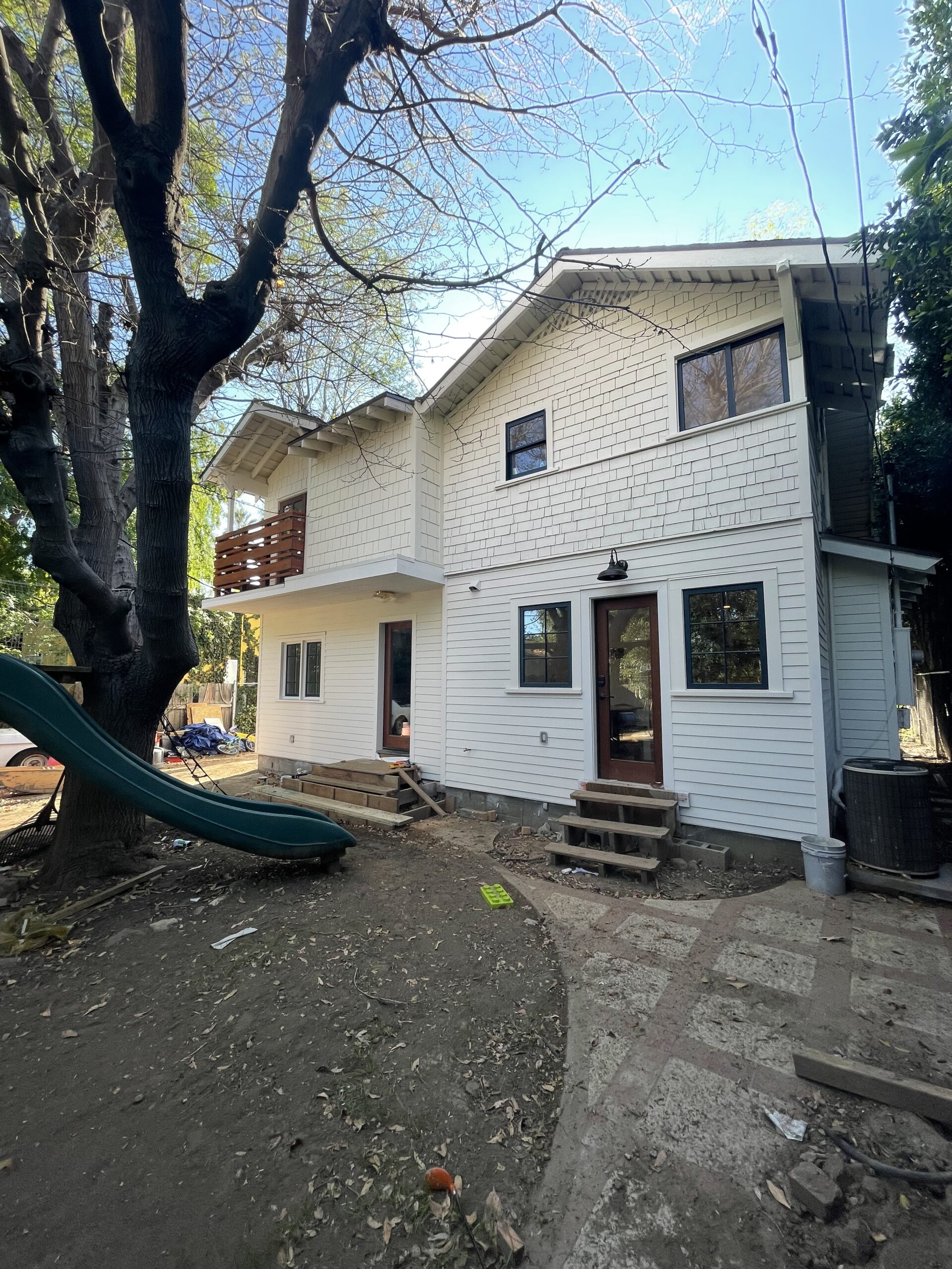 Exterior image of Meridian Residence